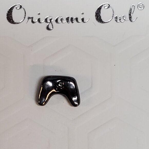 Origami Owl - Brand New Game Controller charm - Picture 2 of 2